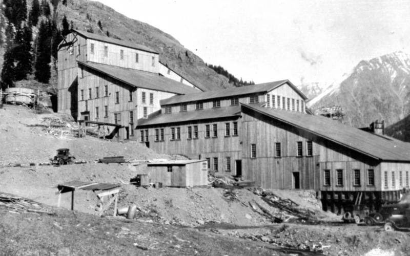 The mill as completed on October 12, 1929, just 15 days before the great stock market crash.