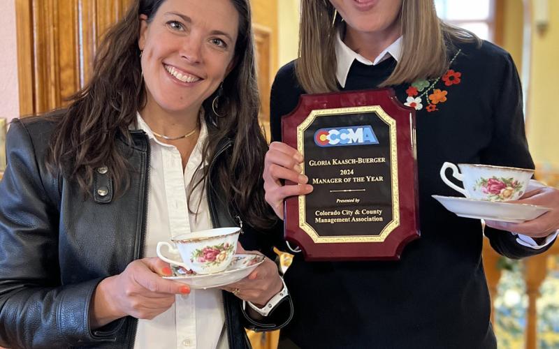 Mayor Dayna Kranker and Town Manager of the Year Gloria Kaasch-Buerger