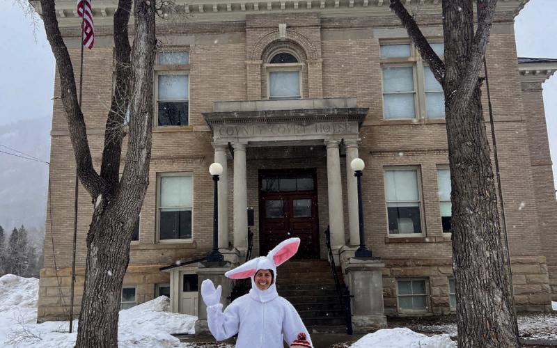 The Easter Bunny (Sterling Blankenship) and Willow Blankenship in front of SJC Courthouse. Photo credit Sterling Blankenship