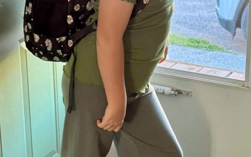 Photo by Linda Davis Thyra Higgins started 4th grade, and her Grandma Linda Davis is so proud to share her first-day photo on social media.