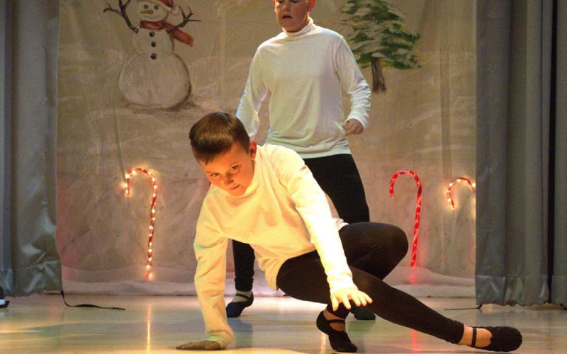 Hip-hop dancers. Photo credit Dave Emory