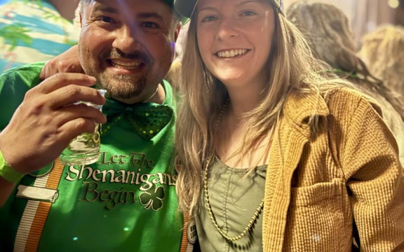 Jim Harper &amp; Amie Gardiner are all smiles on St Patrick's Day photo by DeAnne Gallegos