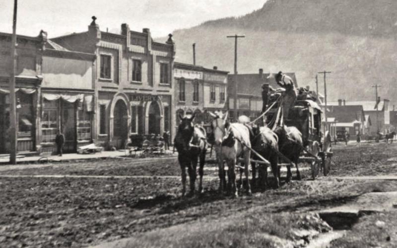 OURAY STAGE, AROUND 1910
