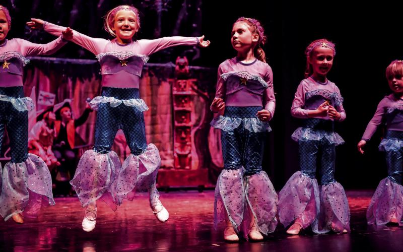 Alida Mead as a Mermaid Photo by Weehawken Dance