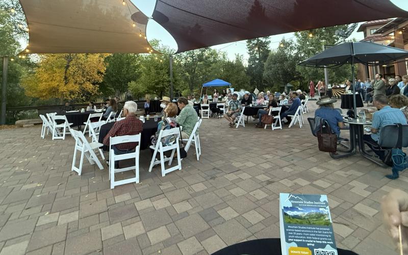There were about 100 attendies at the Moving Mountains MSI fundraiser. photo by DeAnne Gallegos