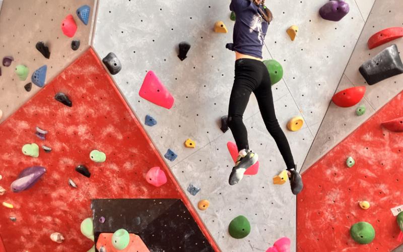 Maya Foster doing a tough ropeless boulder photo by Monica Watton