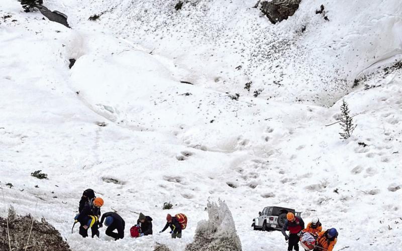 Jeep over the edge Photo by Silverton Medical Rescue