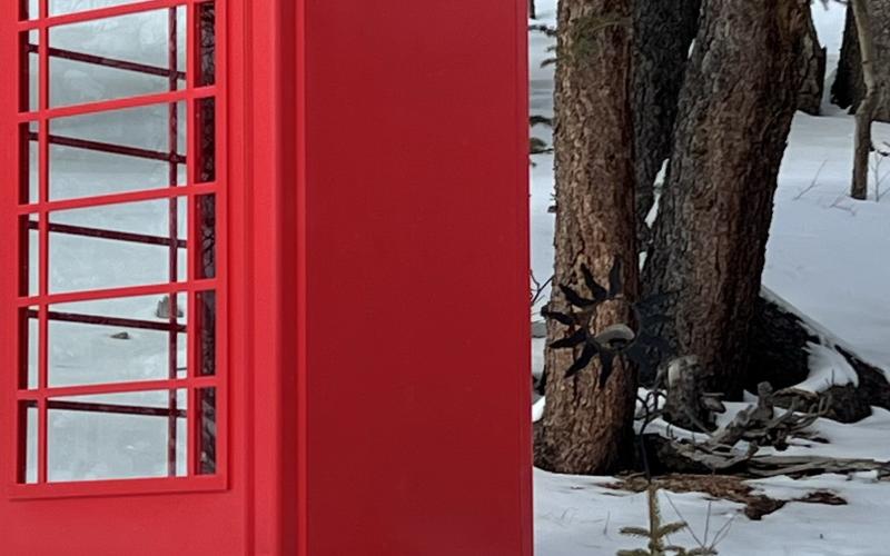 Feb 10, dog tracks leading to the phone booth with none leaving. Photo credit Rick Noble