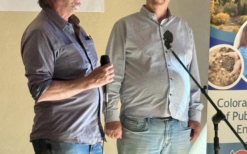 San Juan County EPA Communications Liason Charlie Smith and San Juan County Administrator Willy Tookey at the open house photo by DeAnne Gallegos