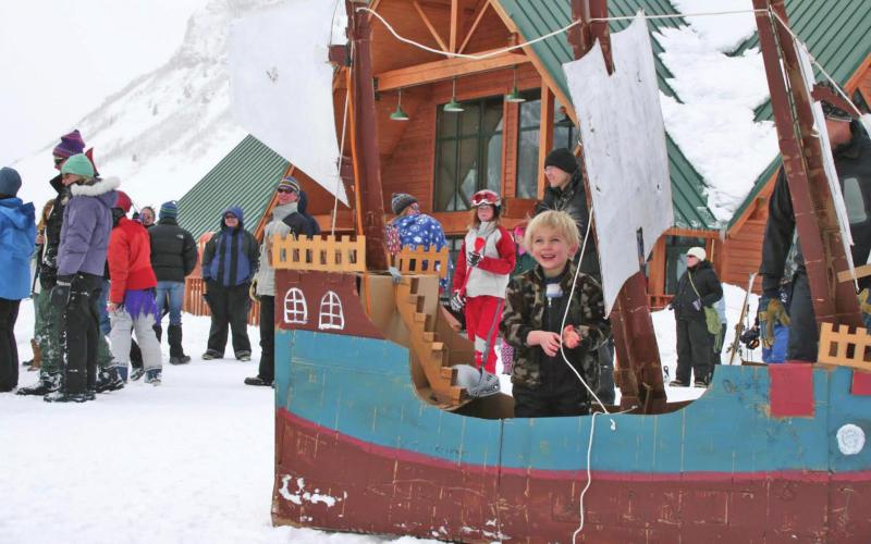Aiden Swonger built this Carboard Derby masterpiece at Snowscape 2008. Photo Credit Town of Silverton