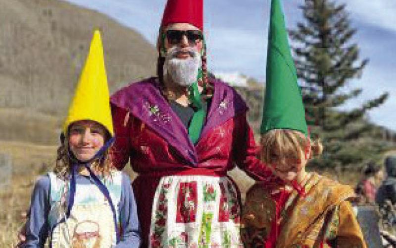 Maya Foster, Monica Watton, and Lily Rodriguez as adorable gnomes. Photo credit DeAnne Gallegos