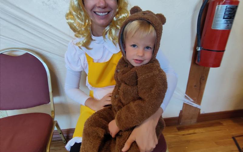 Goldilocks and little bear. Photo credit Dayna Kranker
