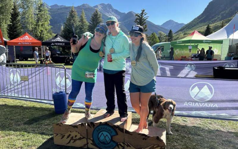 Andrea Tower, Melina Marks Lanis, and Nora Dwyer at the finish line. Photo credit Alex Lanis
