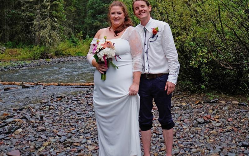 Morgan and Ben Thuss tied the knot this weekend! Congratulations to the Silverton couple! Photo by Holly Huebner