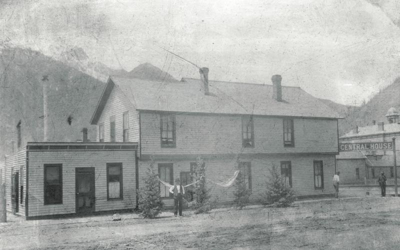 Central House, 12th and Reese