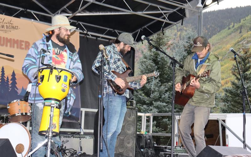 Photo by Phil Antonelli The final Summer Sounds Concert this past Friday played rain orshine, which they got both. Opening act GOINOMADIC played through the rain.