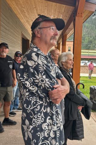 Photo by Gina Rosato A quiet moment with Scott Fetchenhier before he took the stage to share heartfelt words and play drums in honor of his longtime friend and former bandmate, Mike.