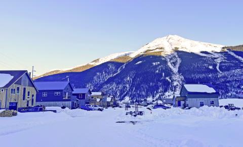 Anvil Mountain housing development in January 2024. Photo credit Katey Fetch