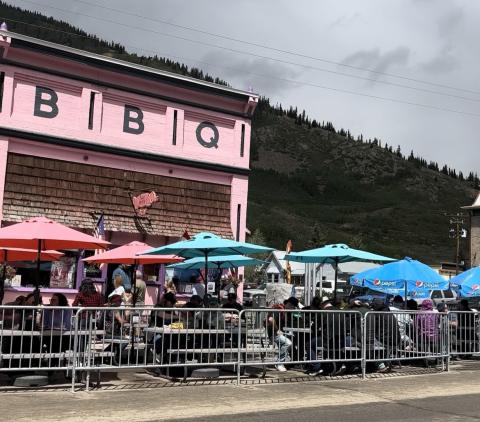Example of a dining “bumpout”. Photo credit DeAnne Gallegos