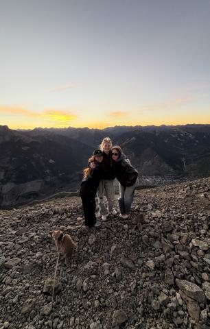 'Kendall' up on Kendall with international friends! Photo by Melanie Bergloc