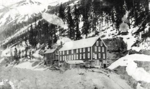 Tom Moore Boarding House San Juan County Historical Society photo The Tom Moore boarding house above Eureka in Animas Canyon around 1902. The boarding house was hit by an avalanche in December 1908, killing Frank Mondell and damaging the furnace room. The boarding house was demolished by a second avalanche on Jan. 5, 1910 and was never rebuilt.