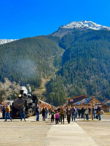 Monday October 20th train was full of passengers. Photo by DeAnne Gallegos