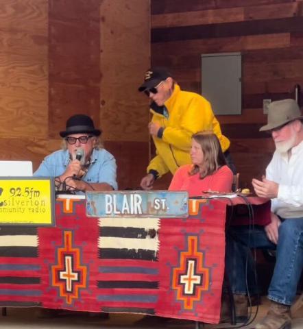 Local KSJC radio team.