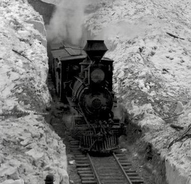 1906- Train emerging from snowshed at Snowshed Slide Photo by SJCHS