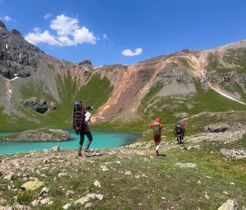 SMR team hikes into Ice Lakes Basin for the Search and Rescue call. Photo credit SMR Team