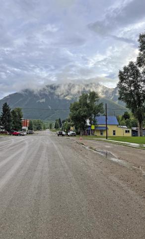 A misty mountain morning Photo credit Andreana Karabotsios