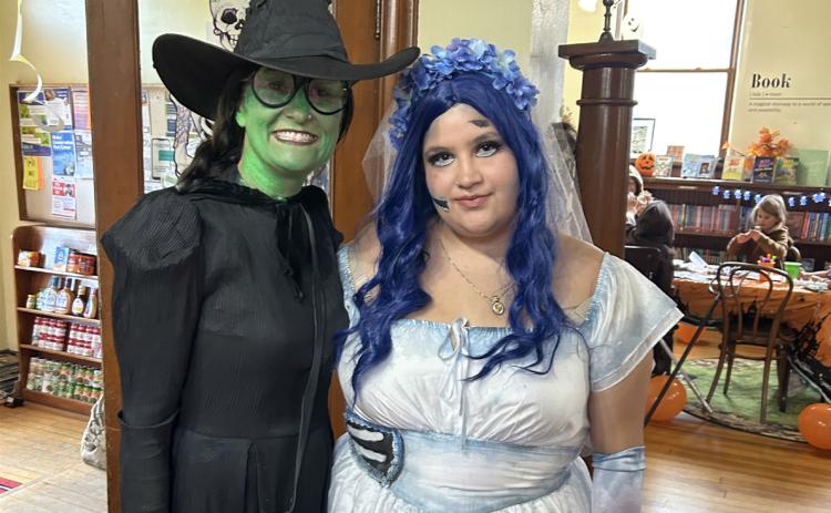 Photo by Misti Anderson Misti Anderson and Madelynn Minjaes at the library’s Halloween party.
