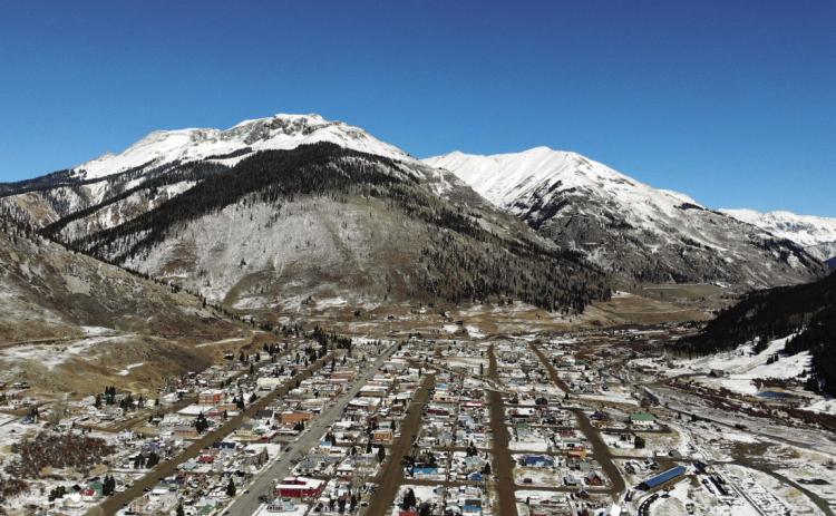 A bluebird day in Silverton Calvin Davenport/Silverton Standard