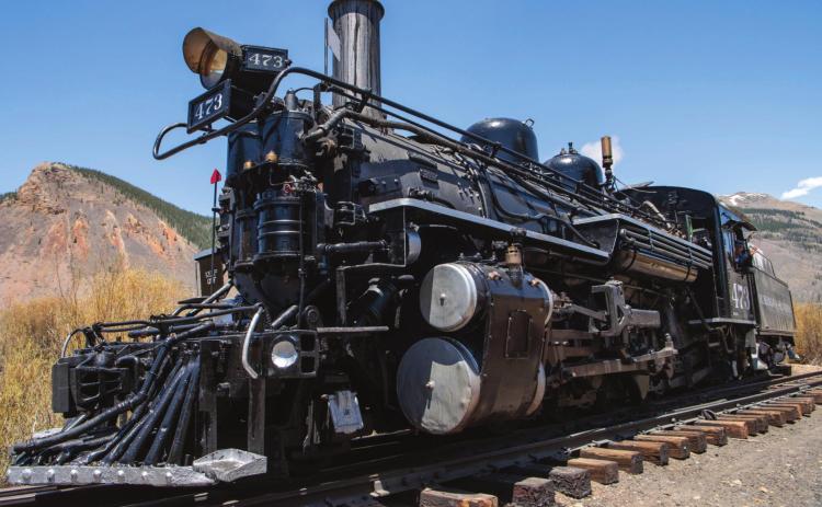 Train arrives in Silverton