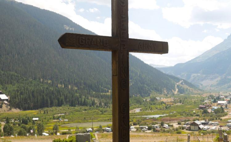 For the past 45 years, the San Juan County Historical Society has maintained Hillside Cemetery, cleaning headstones and restoring deteriorating grave sites. Photo by Ziyi Xu, Rocky Mountain PBS