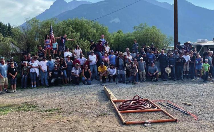 Competitors and enthusiasts