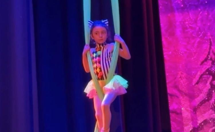 Photo by Janice Sanders Ava Andrade on silks for Weehawken’s Polar Express in Montrose