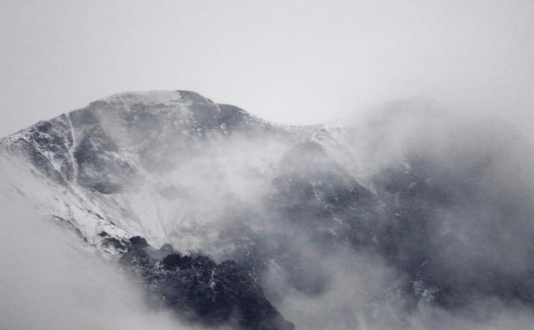 First signs of SNOW after the storm on Tuesday photo by Kat Ochabova