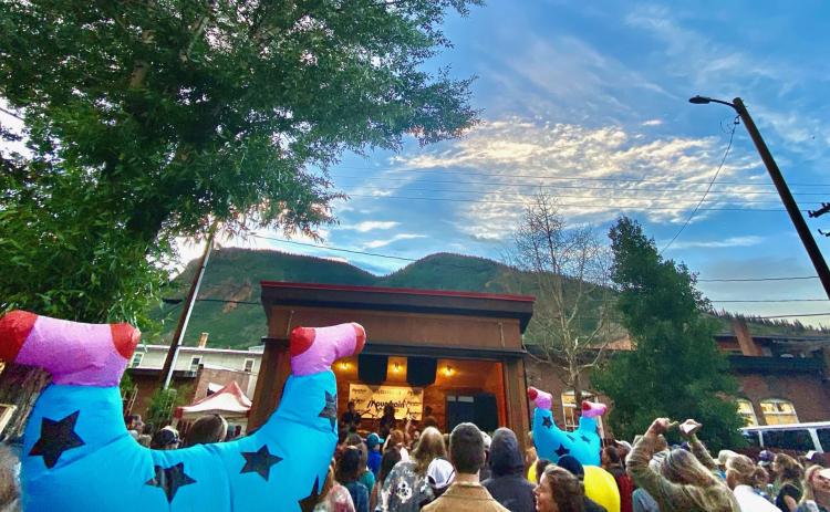 The crowd at the Mike Geryak Stage