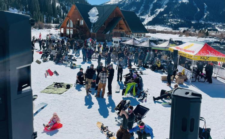 Silverton Banked Slalom was packed with ‘beach goers’ at Kendall Mountain Ski Area. Photo credit Danny Castle KSJC