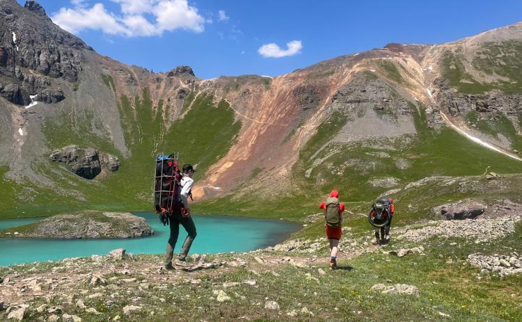 SMR team hikes into Ice Lakes Basin for the Search and Rescue call. Photo credit SMR Team