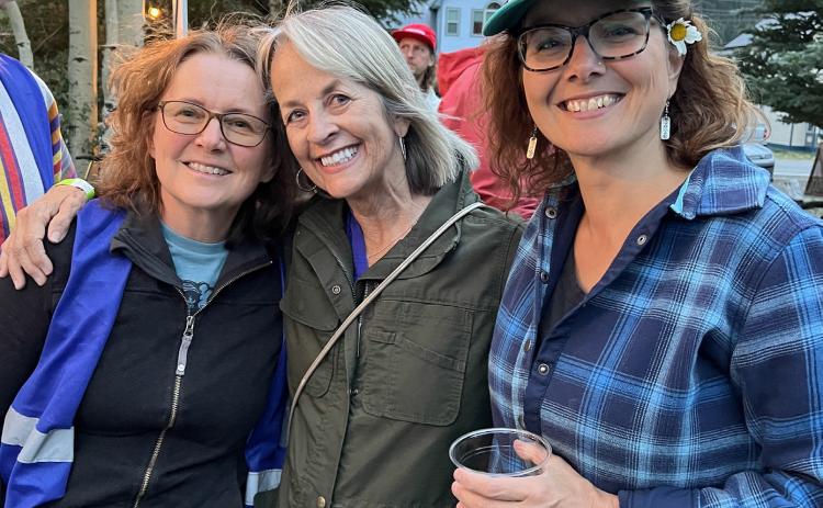 Lori Nixon, Barbara McLachlin, and Silverton Creative District Director Lisa Branner at the Silverton Summer Sounds Concert Photo by DeAnne Gallegos