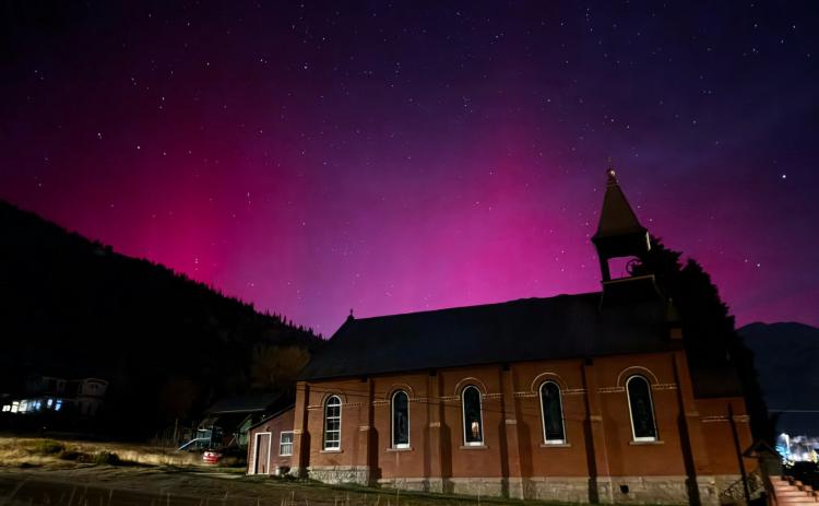 The northern lights over Silverton once again. Photo credit Sarah Pollitt