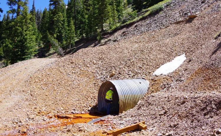 Red & Bonita Mine bulkhead at Gladstone. EPA photo