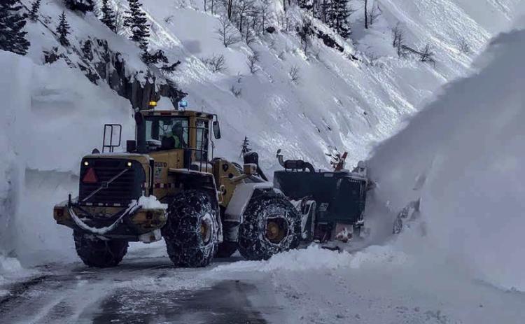 CDOT working to clear the road. Photo by CDOT