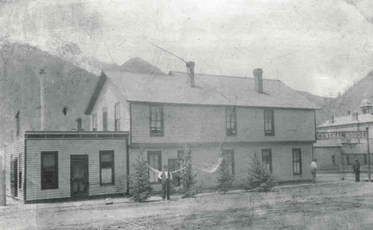 Central House, 12th and Reese
